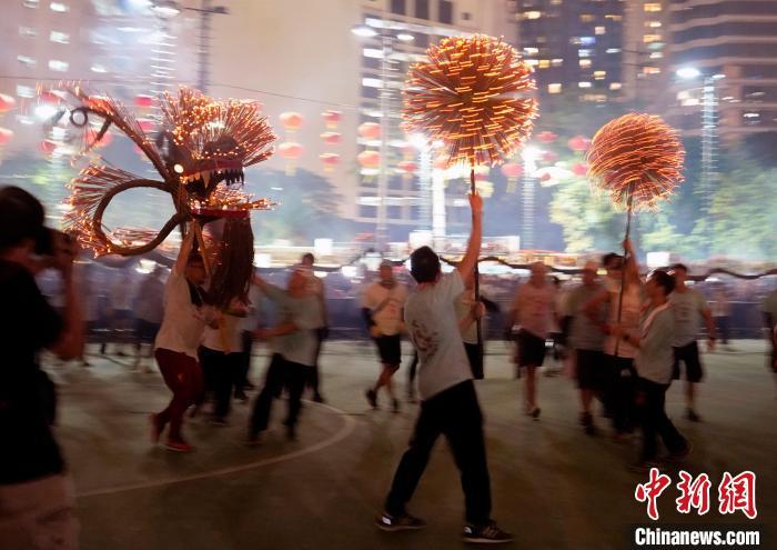 龙八国际手机版下载